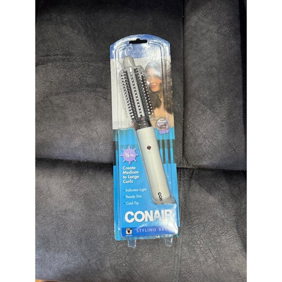 Conair  ¾-inch Curls 'n Curls Hot Styling Brush - Picture 1 of 5